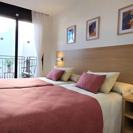 Nexthome Center & Pool Lloret de Mar